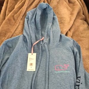 NWT Vineyard Vines light hoodie pullover